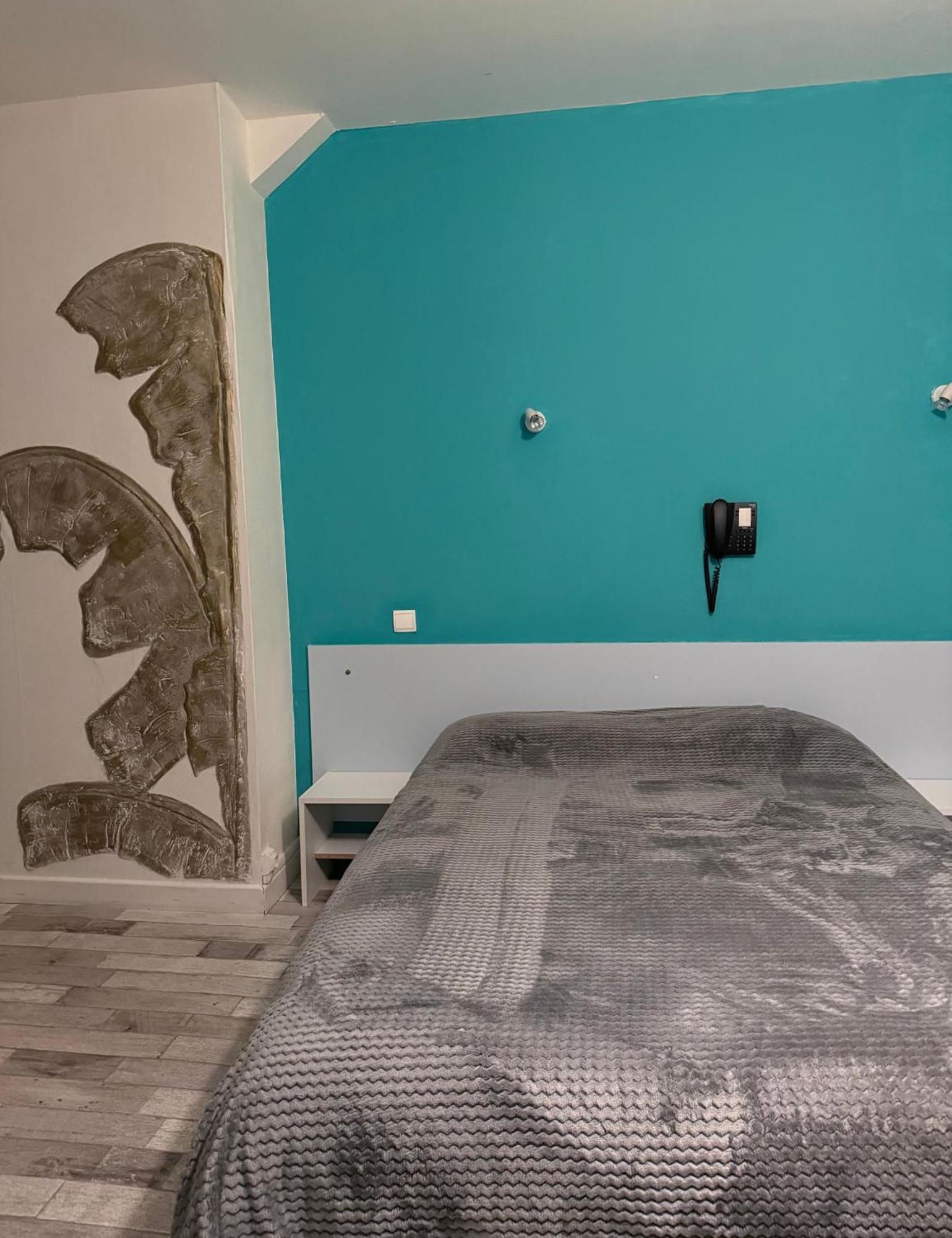 Le Relais De La Route Bleue Hotel Saint-Loup  Buitenkant foto