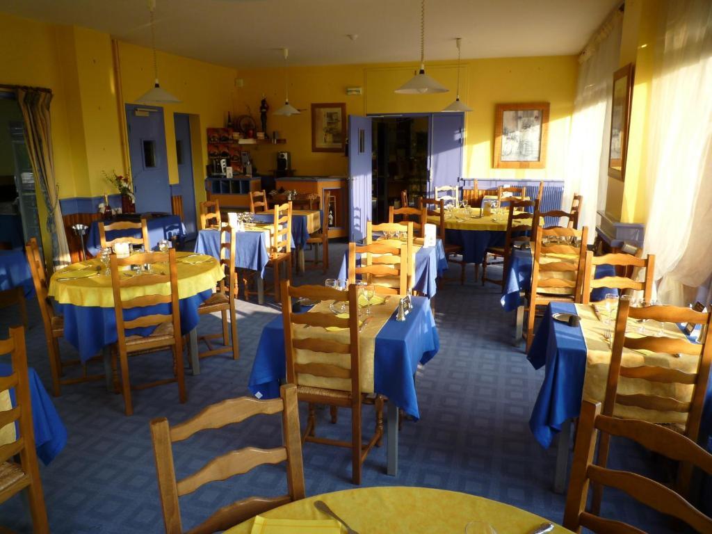 Le Relais De La Route Bleue Hotel Saint-Loup  Buitenkant foto
